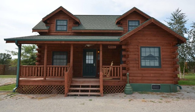 Moose - Sleeps up to 6