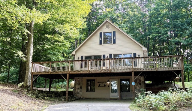 Moosehead Lodge : 4BR : Cadillac, MI : Caberfae Ski/Golf & SXS/Snowmobile Trails