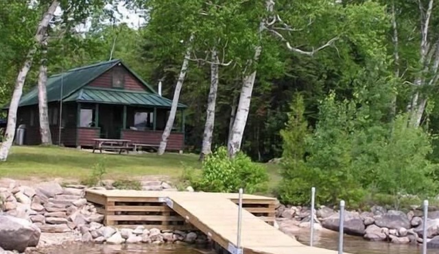 Mooseluck - All the privacy you could want at this simple Maine cabin on Mooselookmeguntic Lake