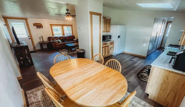 Mooseyard Lodge