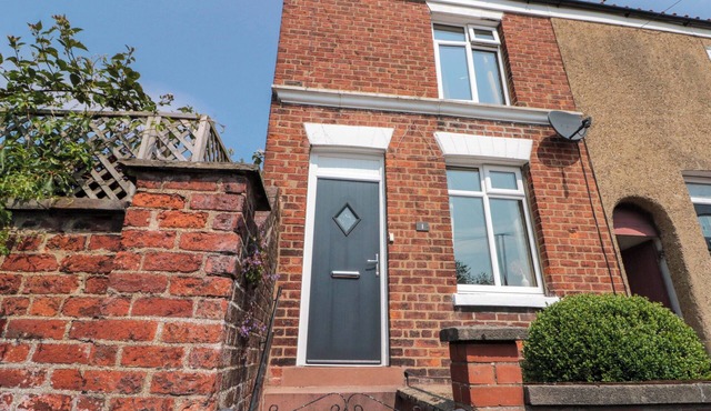 MOOT COTTAGE, family friendly, character holiday cottage in Driffield