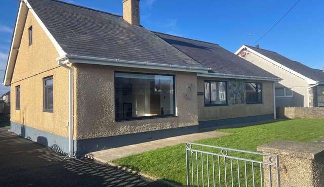 MORANNEDD, pet friendly, country holiday cottage in Morfa Nefyn