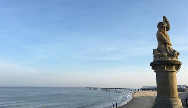 Moray Beachside Apartments