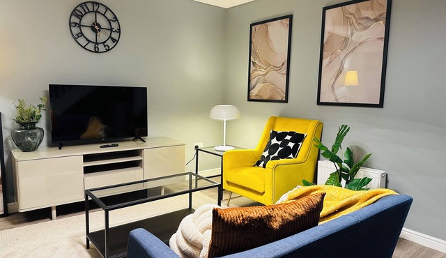 Mordern Gem Ideal Family Getaways/Parking/near train station