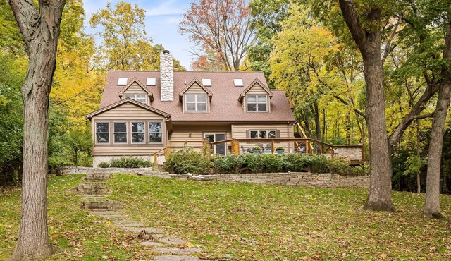 ★More of Everything-2 Master Suites & deck w/view