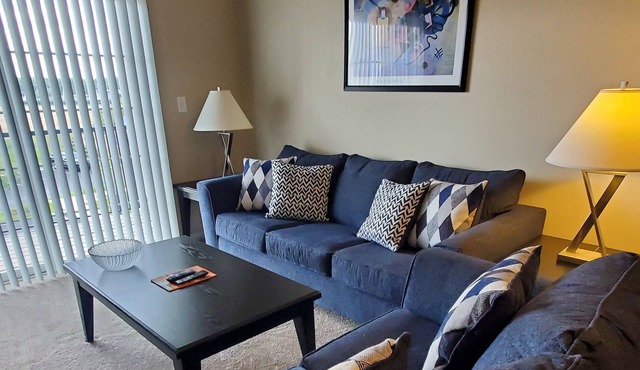 More space than a hotel, cheaper too! Marysville!