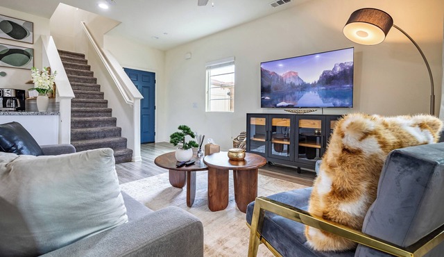 Moreno Valley Retreat Near Lake Perris & UC Riverside