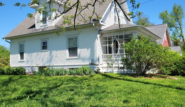 Morgan Manor - Your Home Away from Home!