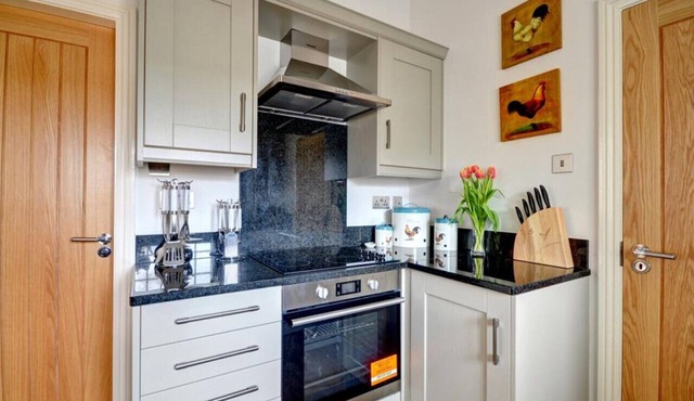 Morgan's Rest - One Bedroom House, Sleeps 2