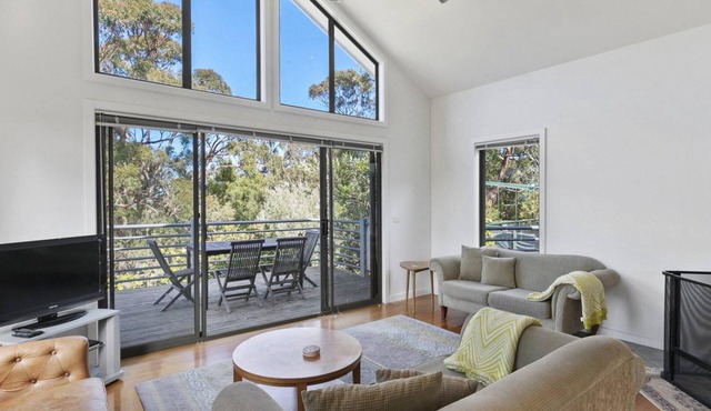 Morgans @ Lorne - with WiFi