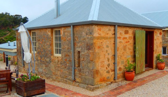 Morialta Barns