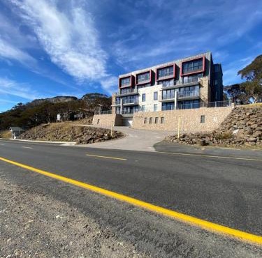 Moritz 8 - undercover private parking