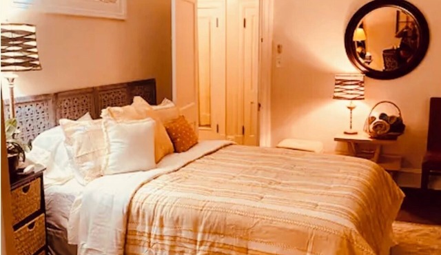 Morocco Loft 2BR overlooking city walking mall