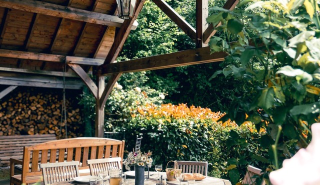 Morvan chalet overlooking Lac du Crescent