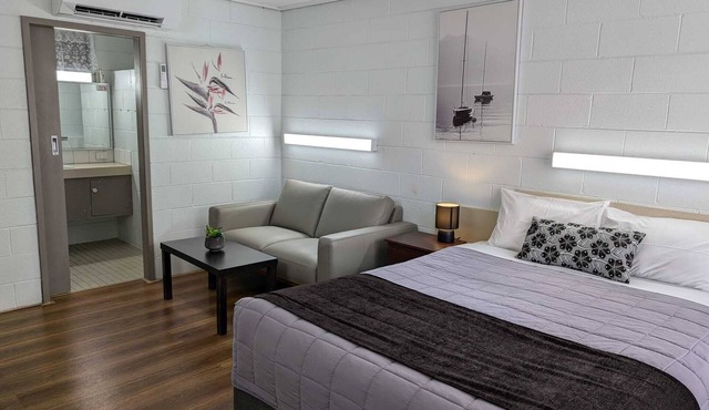 Morwell Parkside Motel