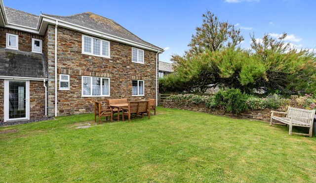 Morwennol - a two storey property that sleeps 6 guests in 3 bedrooms