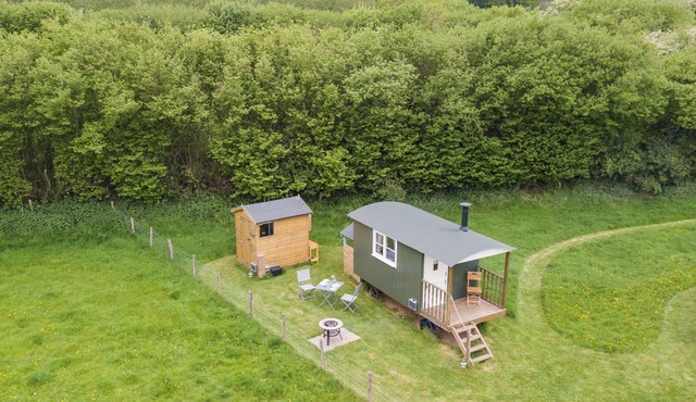 Moss Shepherd's Hut by Bloom Stays - sleeps 2 in eco shepherds hut