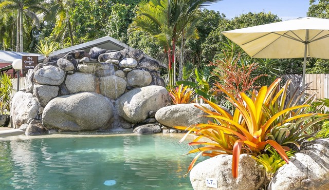 Mossman Resort Holiday Villas