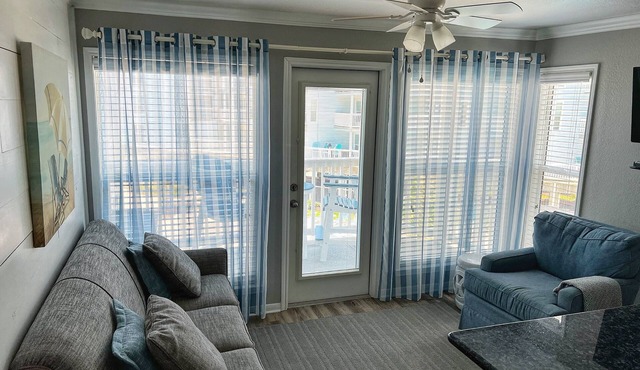 Most reviewed! Highest rated condo at Seascape resort. On the Beach. Ocean view.