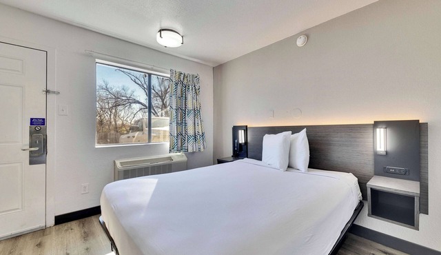 Motel 6 Austin, TX - Airport - South