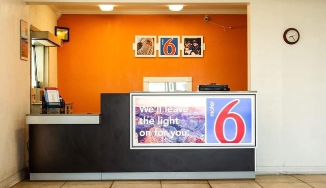 Motel 6 Brinkley, AR