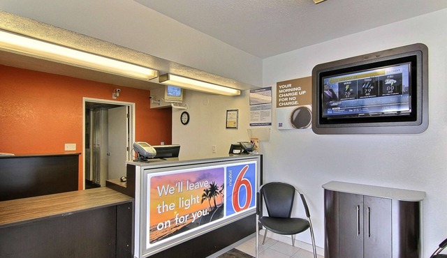 Motel 6 Buellton, CA - Solvang Area