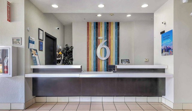 Motel 6 Cedar Park, TX