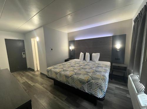 Motel 6 Chicago, IL - Halsted