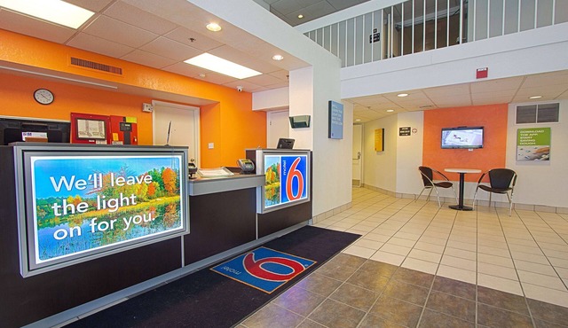 Motel 6 East Brunswick, NJ