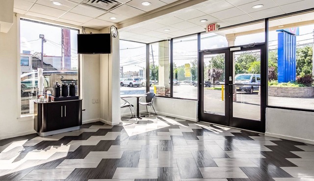 Motel 6 Elizabeth, NJ - Newark Liberty Intl Airport