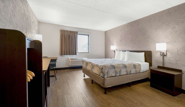 Motel 6 Elk Grove Village, IL - O'Hare