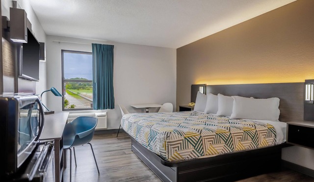 Motel 6 Franklin, OH