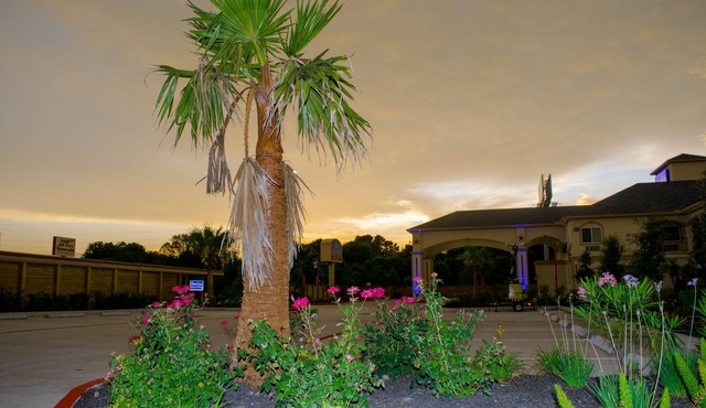 Motel 6 Houston, TX – Willowbrook Mall