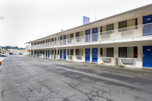 Motel 6-Kelso, WA - Mt. St. Helens