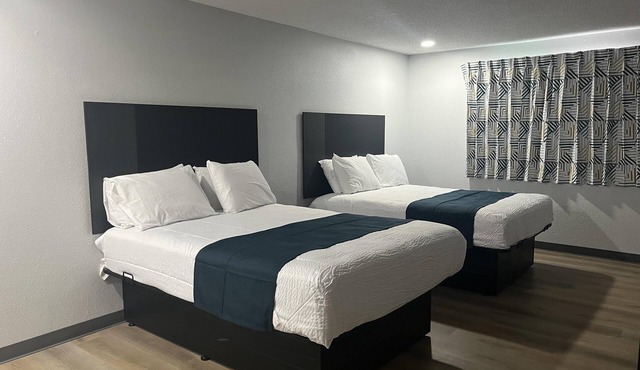 Motel 6 - Las Vegas, NV – Downtown Fremont St Experience