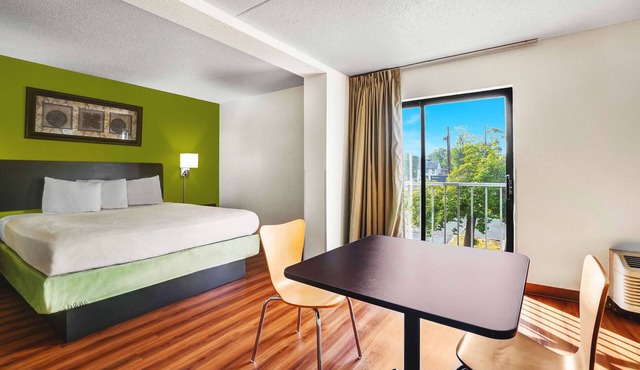 Motel 6 Lawrenceville, NJ