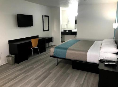 Motel 6-Metropolis, IL