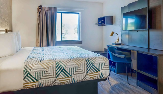 Motel 6 Milwaukee, WI - Glendale