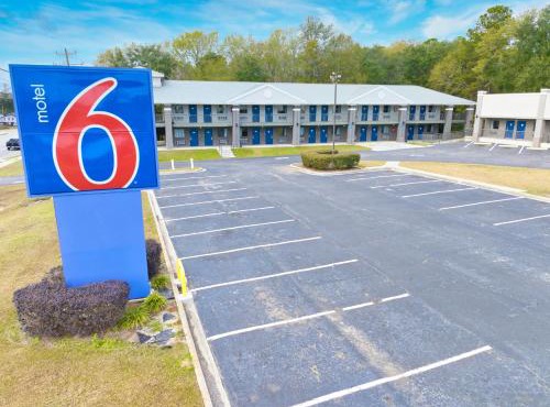Motel 6-Moultrie, GA
