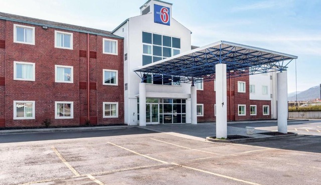 Motel 6-Newport, TN