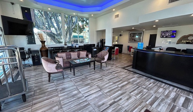 Motel 6 Pasadena, CA – Old Town Pasadena Area