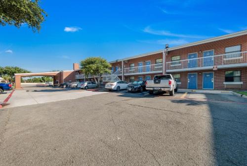 Motel 6-Plano, TX - Plano Northeast