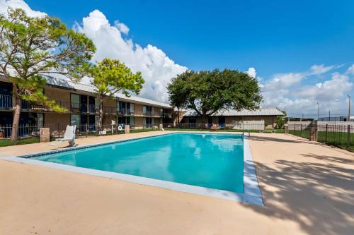 Motel 6 Port Lavaca, TX