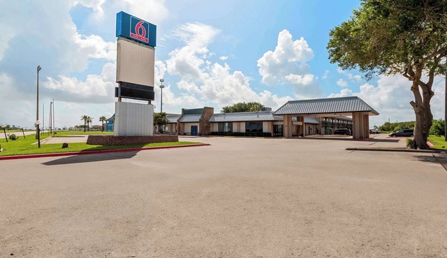 Motel 6 Port Lavaca, TX
