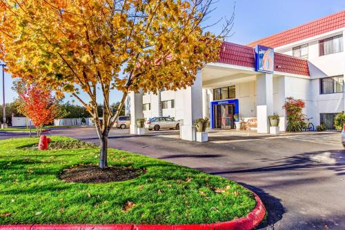 Motel 6-Portland, OR - Tigard West