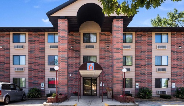 Motel 6-Prospect Heights, IL