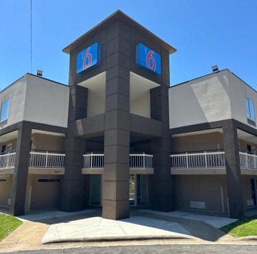Motel 6-Raleigh, NC - North
