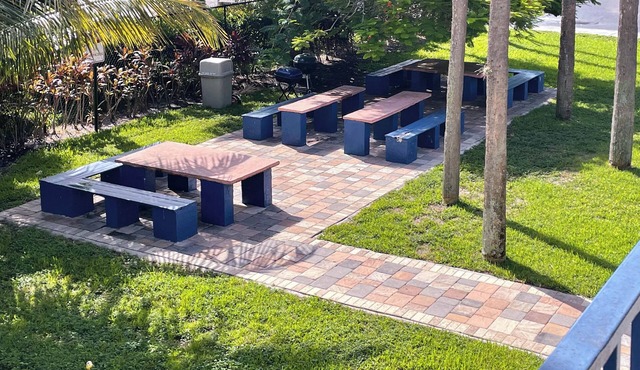 Motel 6 Riviera Beach, FL