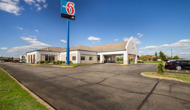 Motel 6-Rothschild, WI