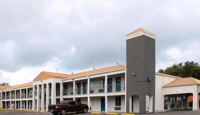 Motel 6 Round Rock, TX